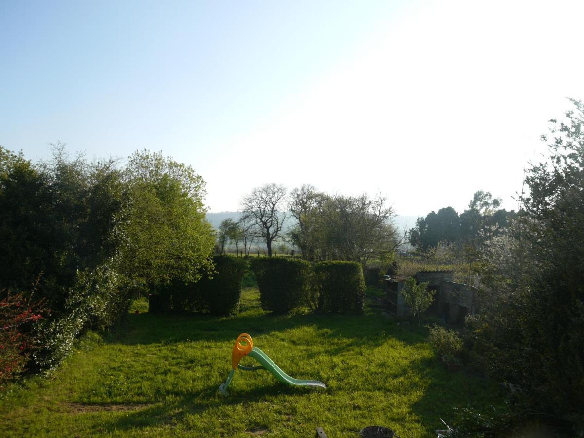 Les Miquelots Bed and Breakfast Pont-d'Ouilly Eksteriør billede